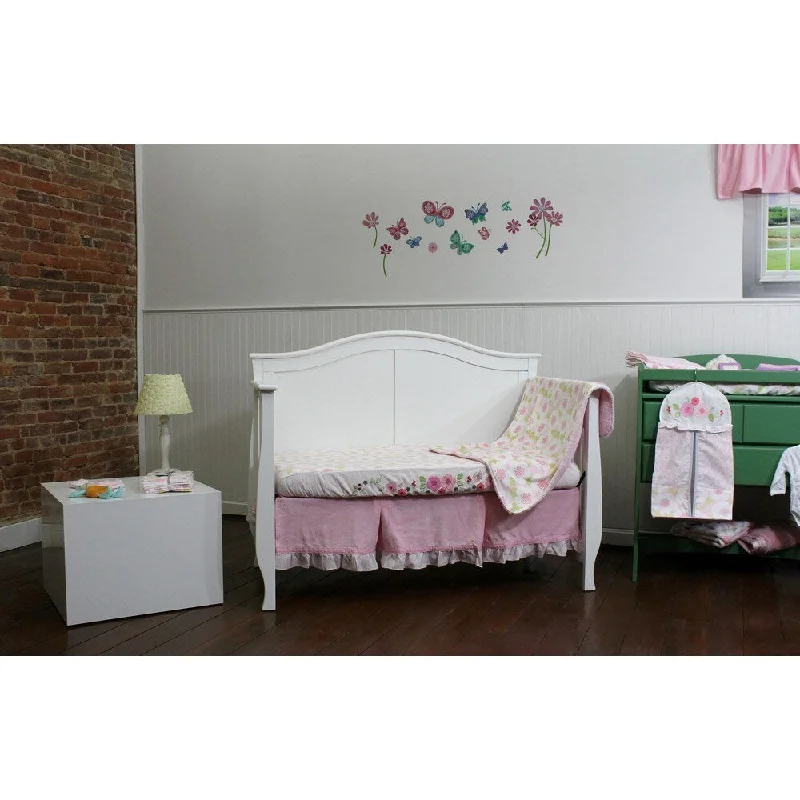 Garden District 5-piece Nursery Bedding & Décor Collection