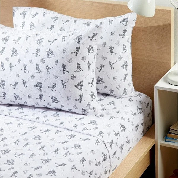 Porch & Den Snowcrest Hockey Pattern Flannel Sheet Set Size- Queen