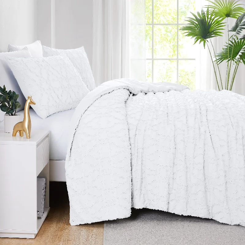 Stella Clipped Jacquard Comforter Set