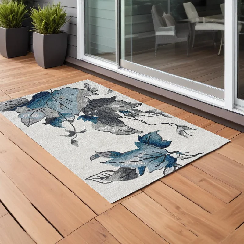 3' X 5' Oversized Leaves Area Rug - Ivory Blue