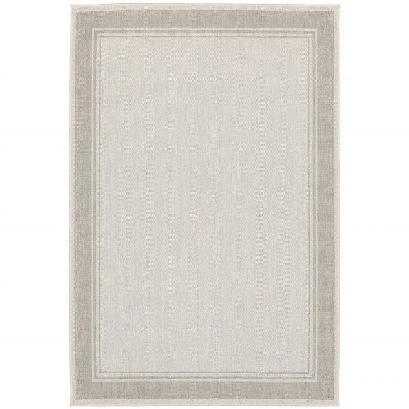 8' X 10' Outdoor / Indoor Area Rug - Gray / Ivory